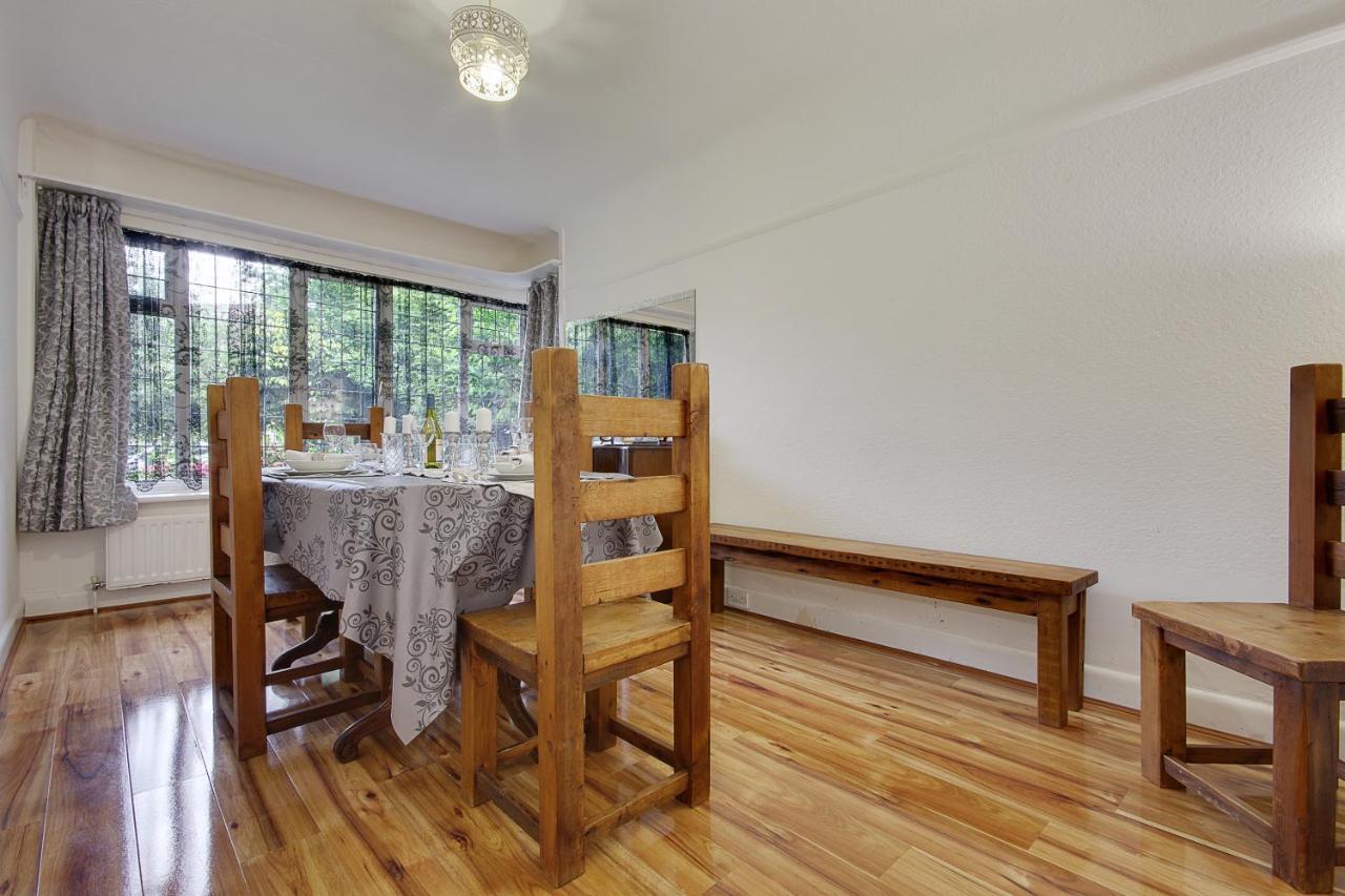 Cragside Villa With Hot Tub Bournemouth Ngoại thất bức ảnh
