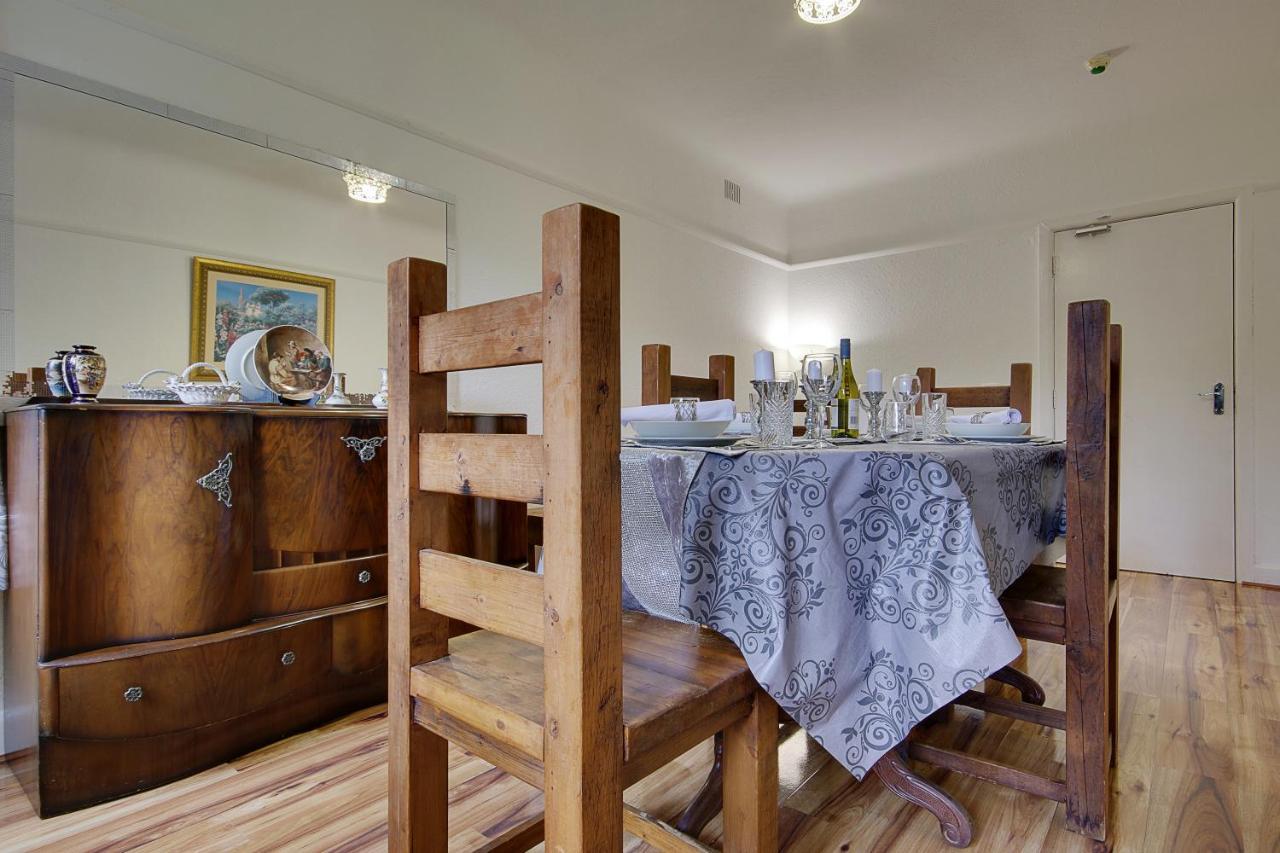 Cragside Villa With Hot Tub Bournemouth Ngoại thất bức ảnh