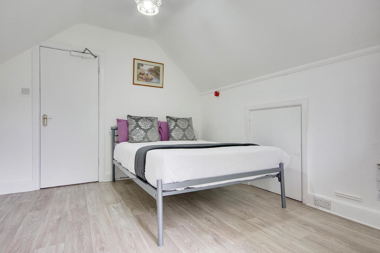 Cragside Villa With Hot Tub Bournemouth Ngoại thất bức ảnh