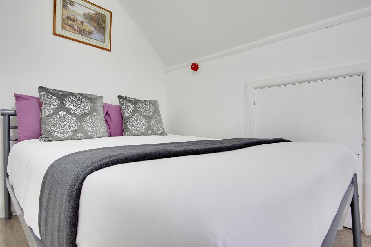 Cragside Villa With Hot Tub Bournemouth Ngoại thất bức ảnh