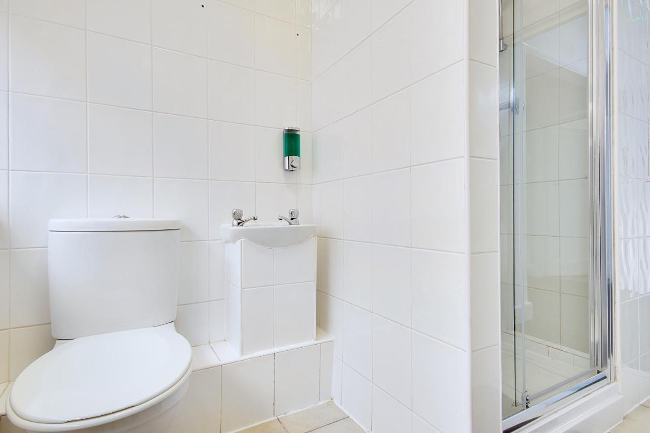Cragside Villa With Hot Tub Bournemouth Ngoại thất bức ảnh